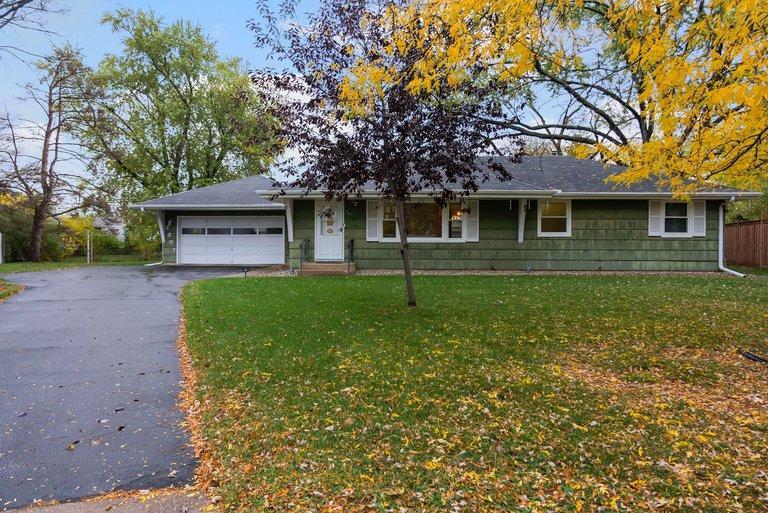 Photo of 2307 114th Lane NW, Coon Rapids, MN 55433 (MLS # 7165035)