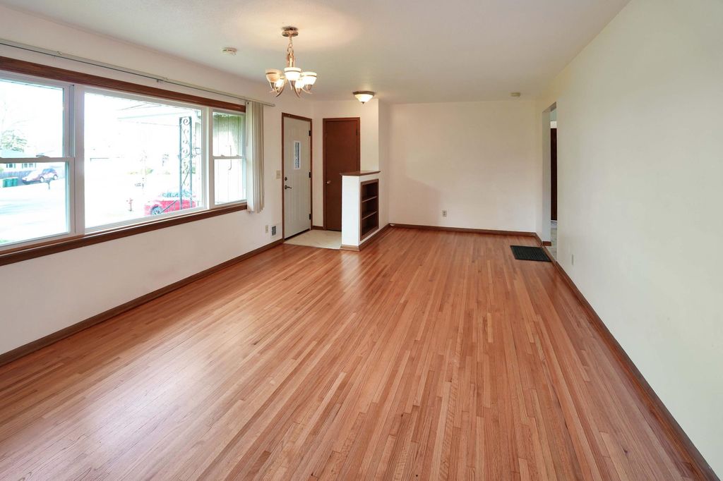 Photo of 7016 Oliver Circle N, Brooklyn Center, MN 55430 (MLS # 7078284)