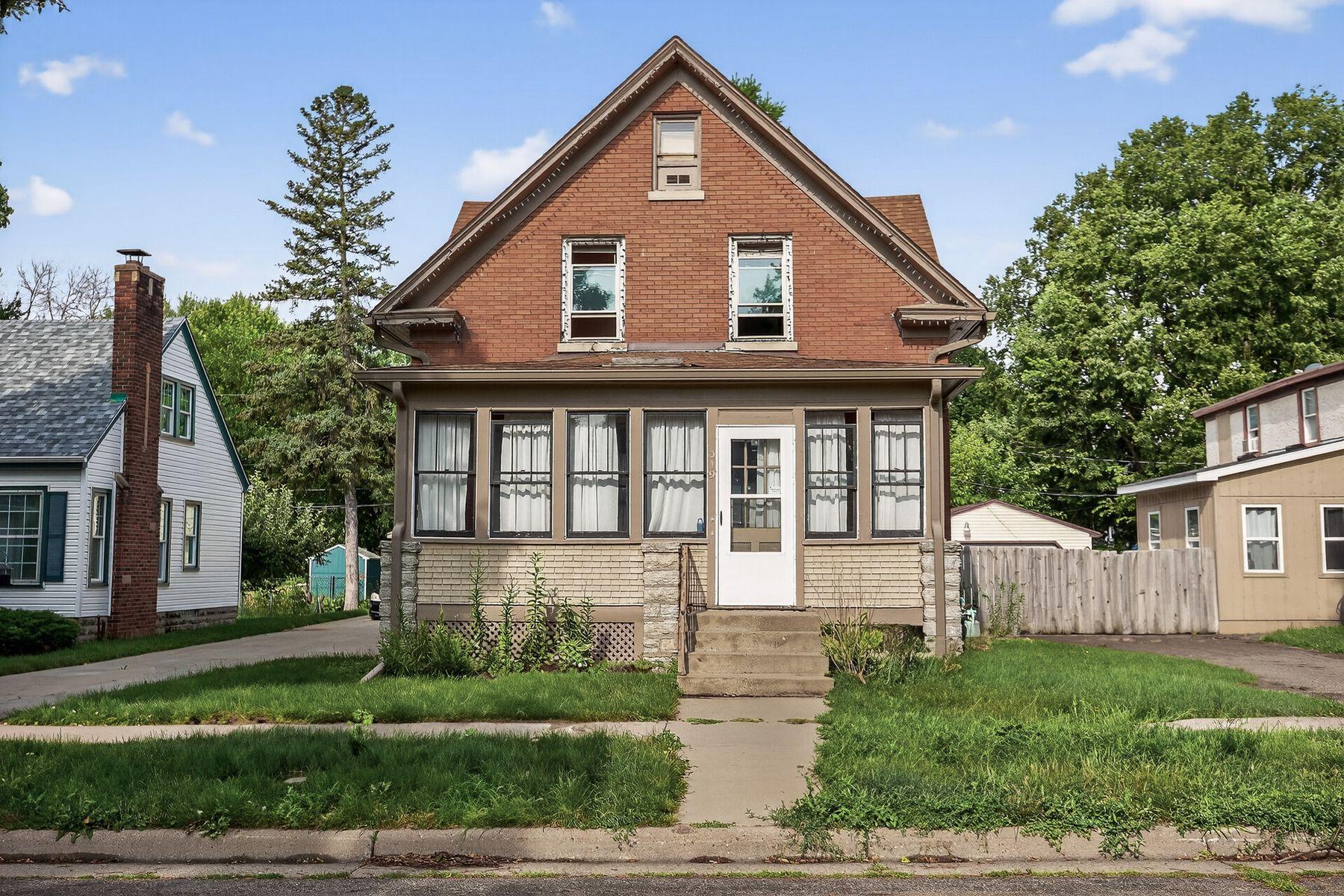319 Webster Street