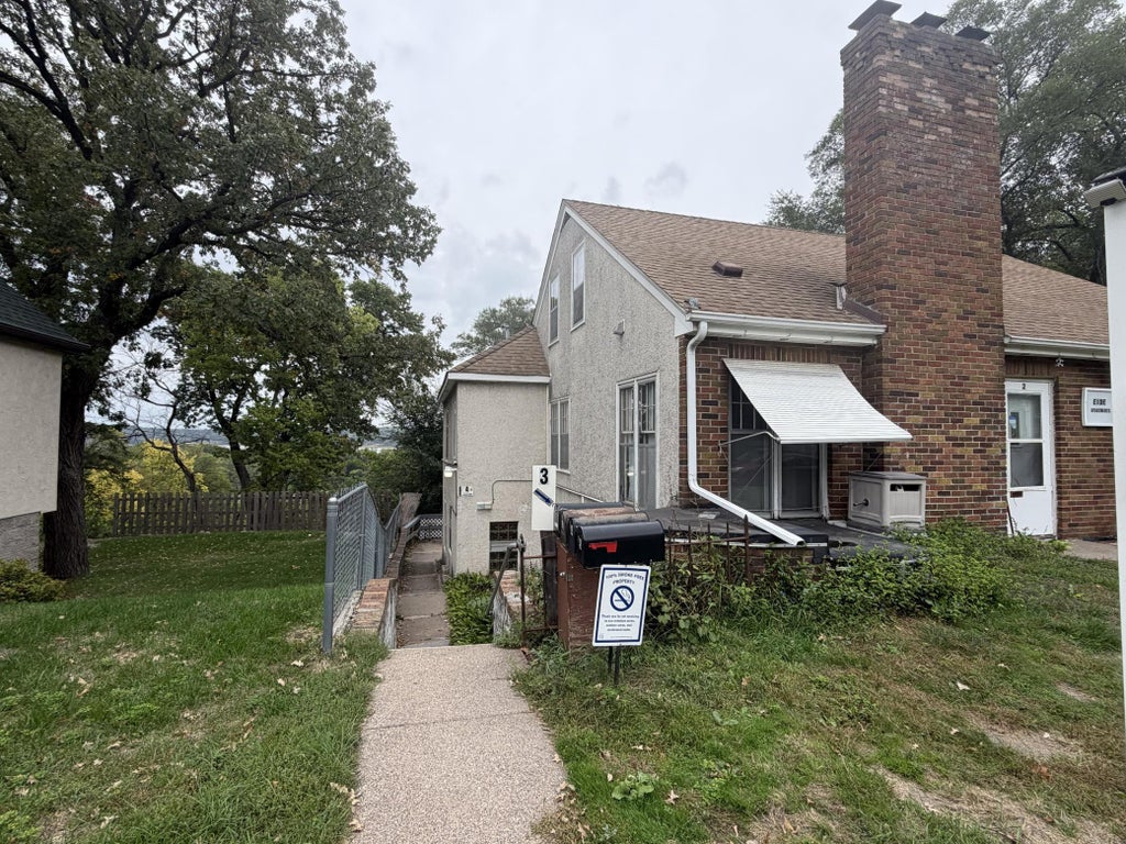Photo of 612 Stewart Avenue, South Saint Paul, MN 55075 (MLS # 7143218)