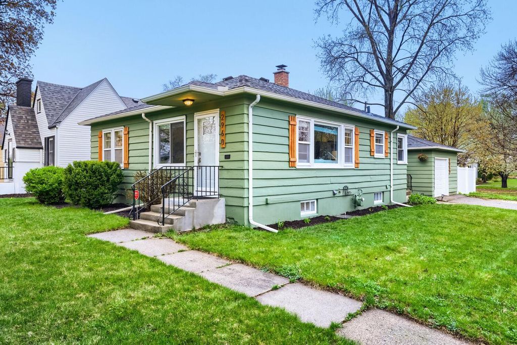 Photo of 2960 Zarthan Avenue S, Saint Louis Park, MN 55416 (MLS # 7002449)