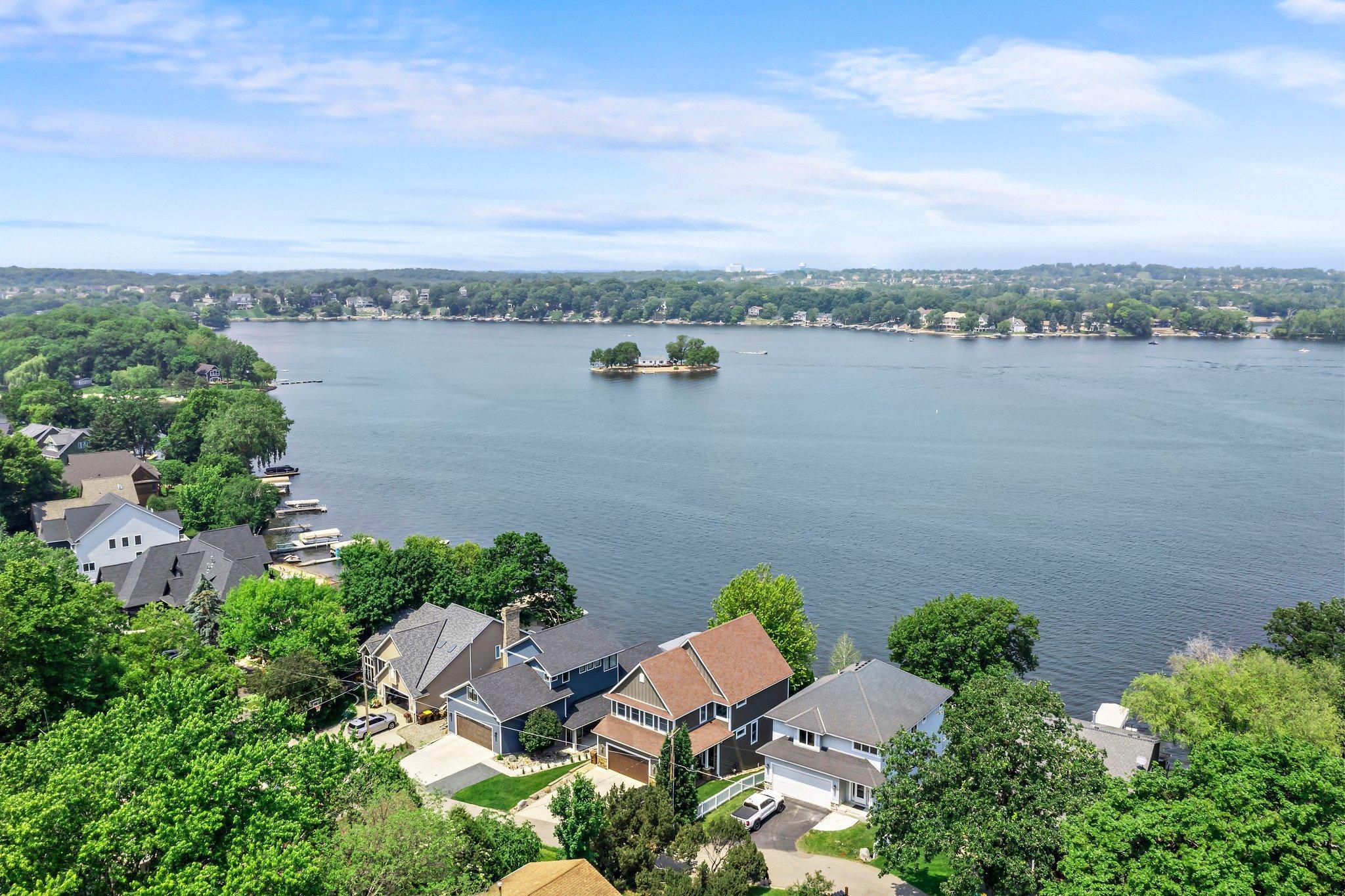 3868 Green Heights Trail SW