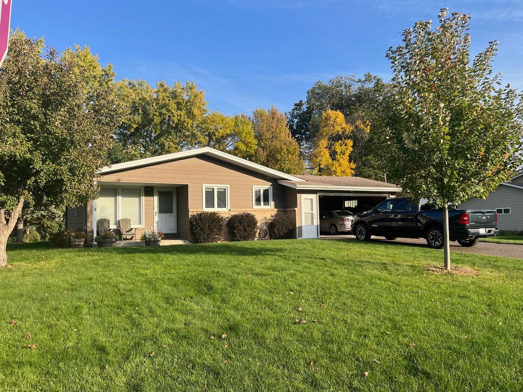 Photo of 209 3rd Avenue SE, New Brighton, MN 55112 (MLS # 7034322)