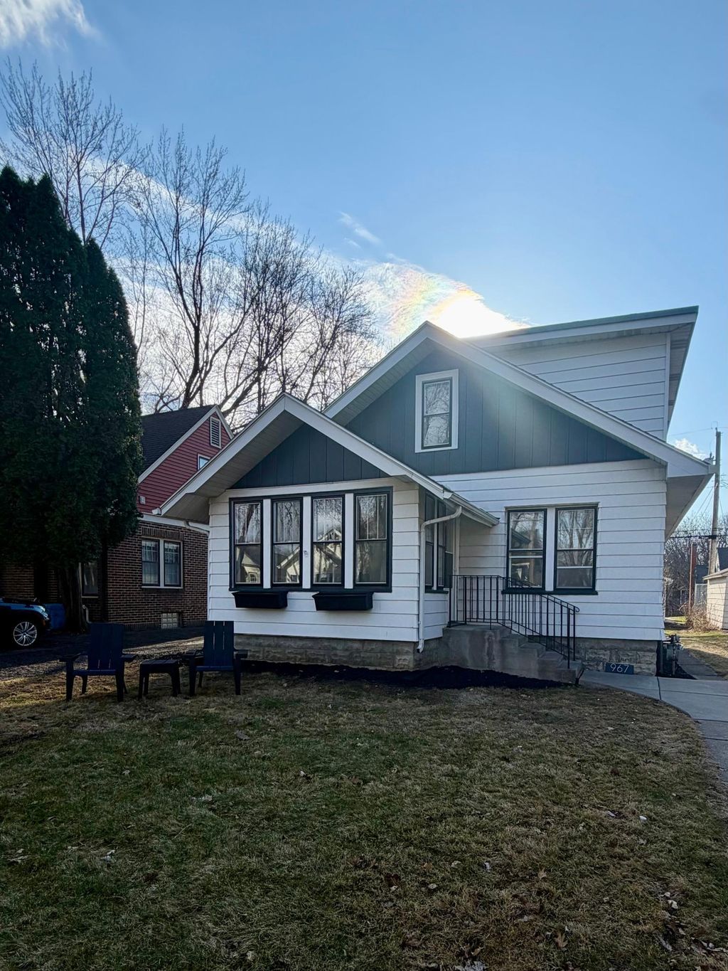 Photo of 967 Cherokee Avenue, West Saint Paul, MN 55118 (MLS # 7050097)