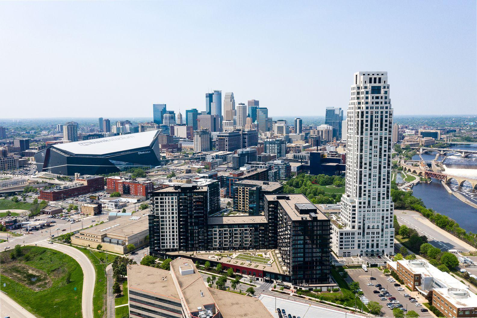 Minneapolis, Minnesota, 55415, United States, 3 Bedrooms Bedrooms, ,3 BathroomsBathrooms,Residential,Active,2025599