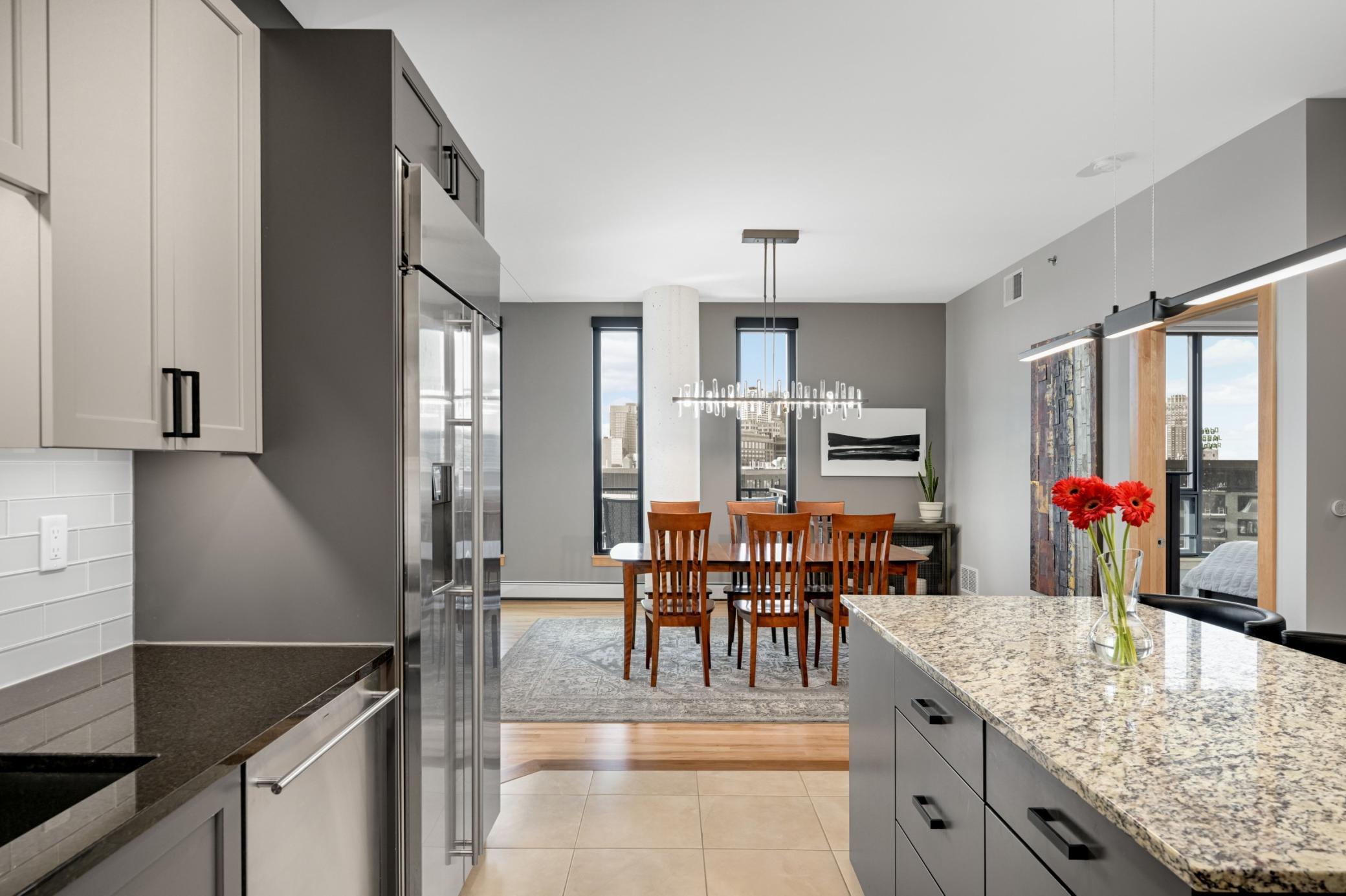 Minneapolis, Minnesota, 55415, United States, 3 Bedrooms Bedrooms, ,3 BathroomsBathrooms,Residential,Active,2025599