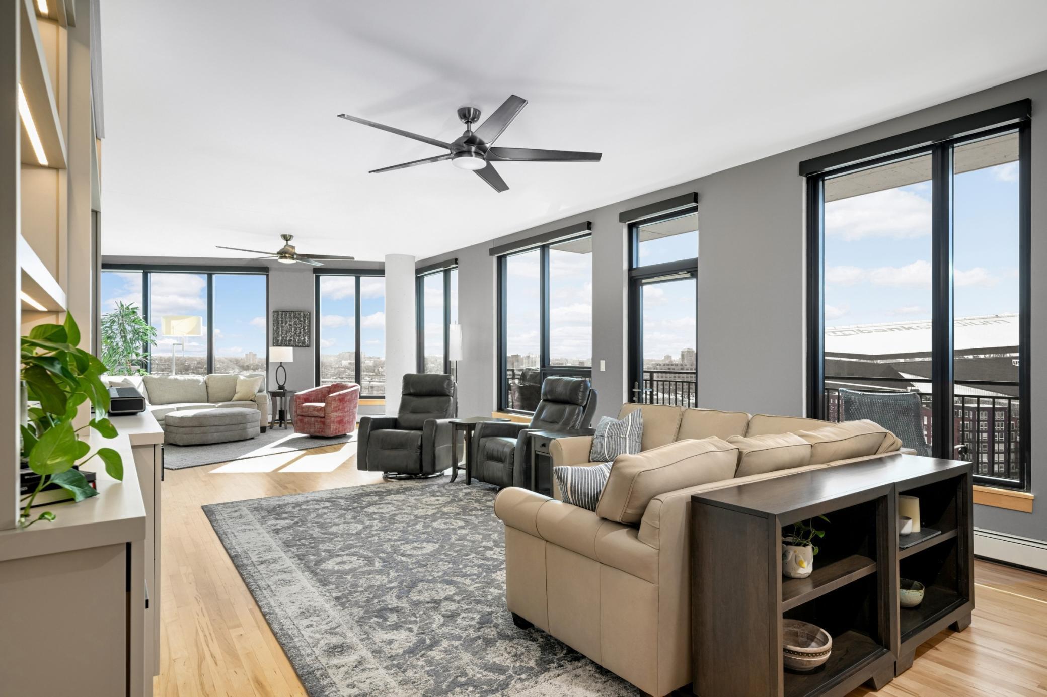 Minneapolis, Minnesota, 55415, United States, 3 Bedrooms Bedrooms, ,3 BathroomsBathrooms,Residential,Active,2025599