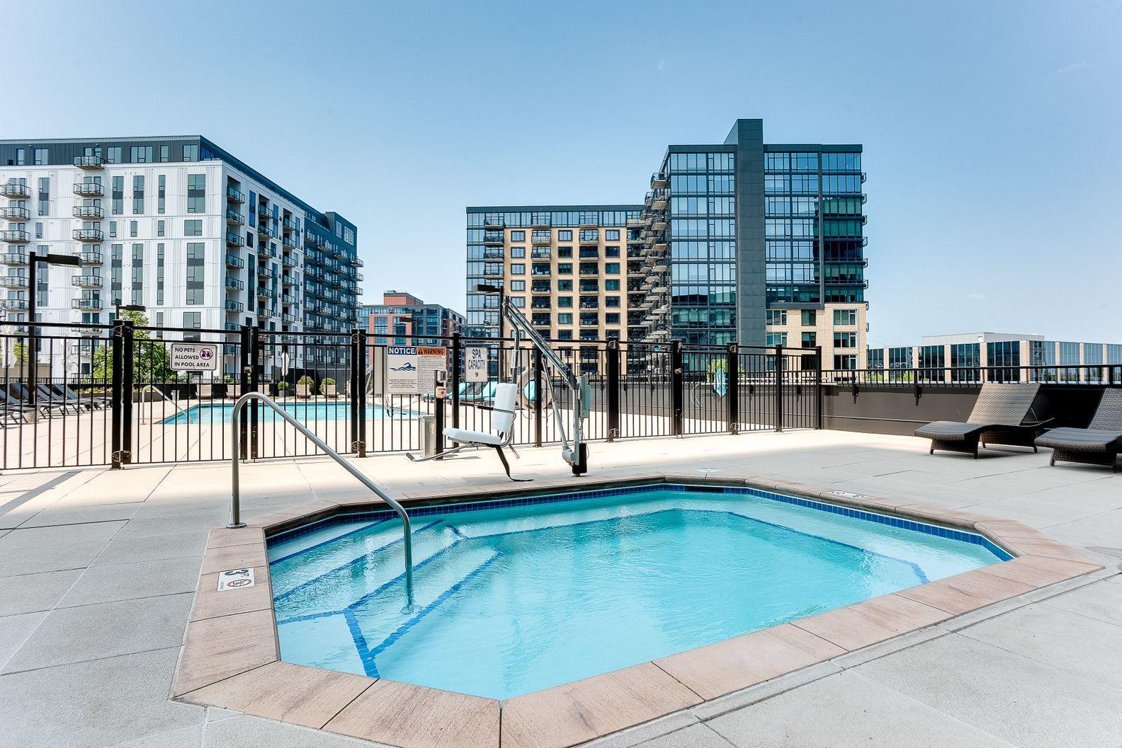 Minneapolis, Minnesota, 55415, United States, 3 Bedrooms Bedrooms, ,3 BathroomsBathrooms,Residential,Active,2025599