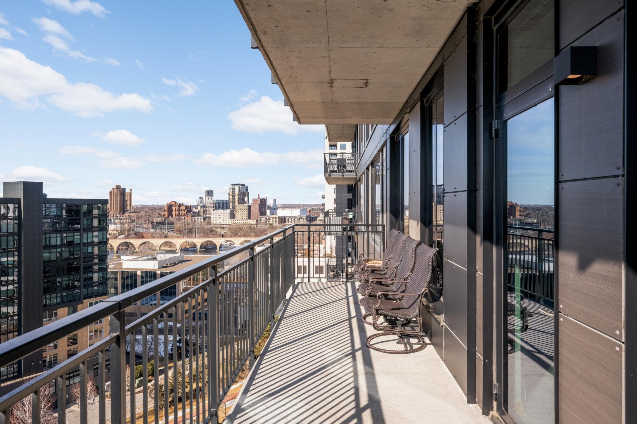 Minneapolis, Minnesota, 55415, United States, 3 Bedrooms Bedrooms, ,3 BathroomsBathrooms,Residential,Active,2025599