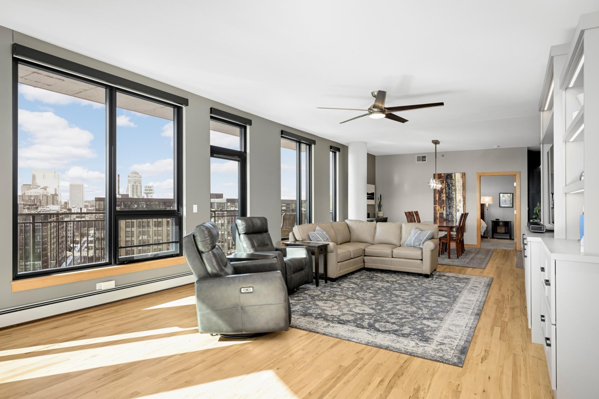 Minneapolis, Minnesota, 55415, United States, 3 Bedrooms Bedrooms, ,3 BathroomsBathrooms,Residential,Active,2025599