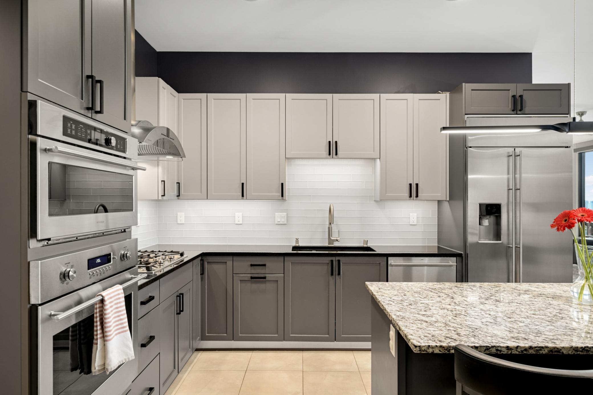 Minneapolis, Minnesota, 55415, United States, 3 Bedrooms Bedrooms, ,3 BathroomsBathrooms,Residential,Active,2025599