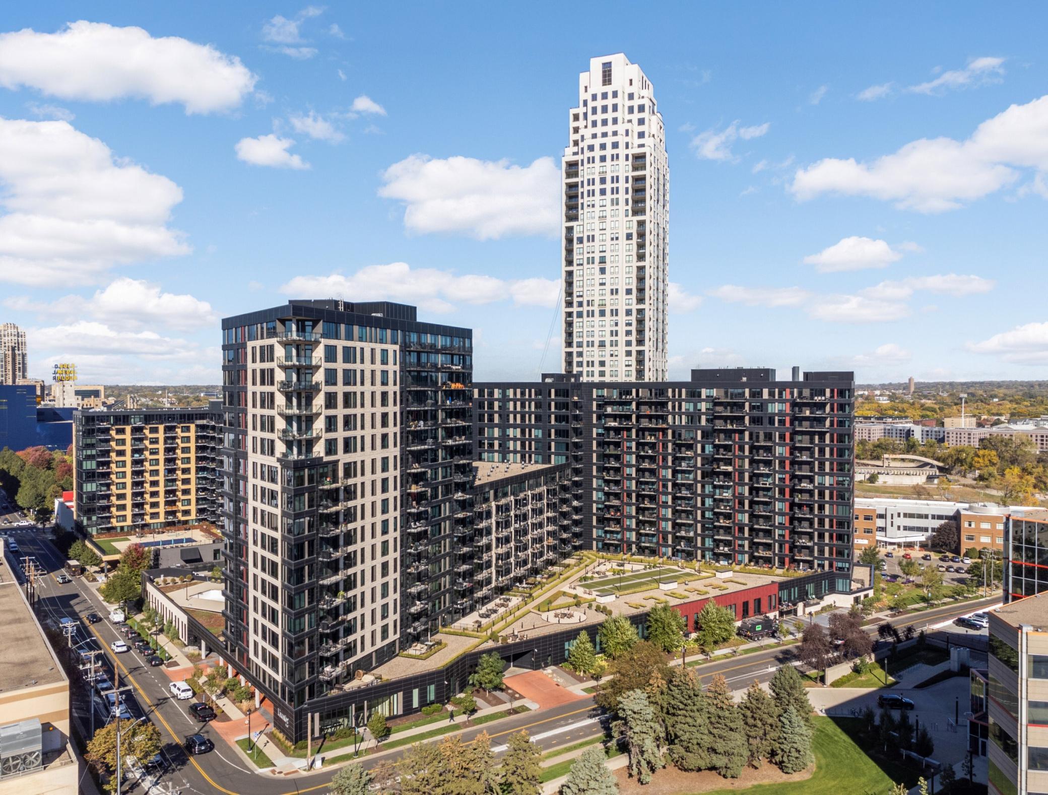 Minneapolis, Minnesota, 55415, United States, 3 Bedrooms Bedrooms, ,3 BathroomsBathrooms,Residential,Active,2025599