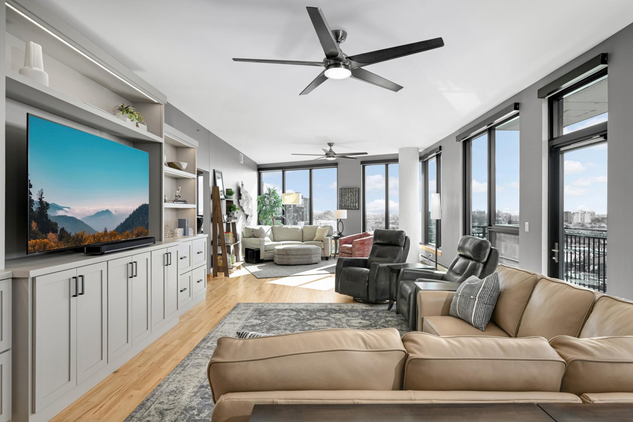 Minneapolis, Minnesota, 55415, United States, 3 Bedrooms Bedrooms, ,3 BathroomsBathrooms,Residential,Active,2025599