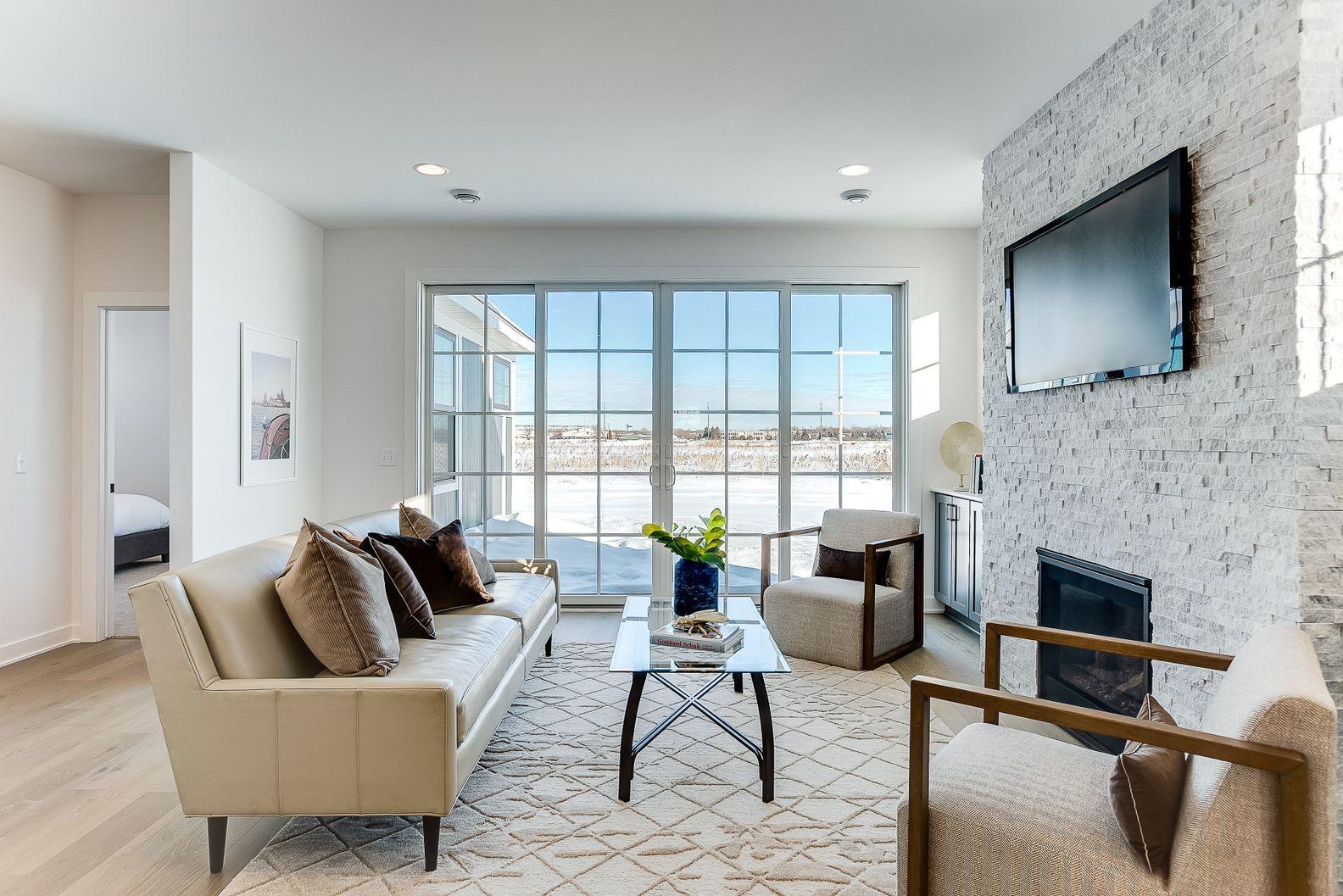 xxx6 217th Street W