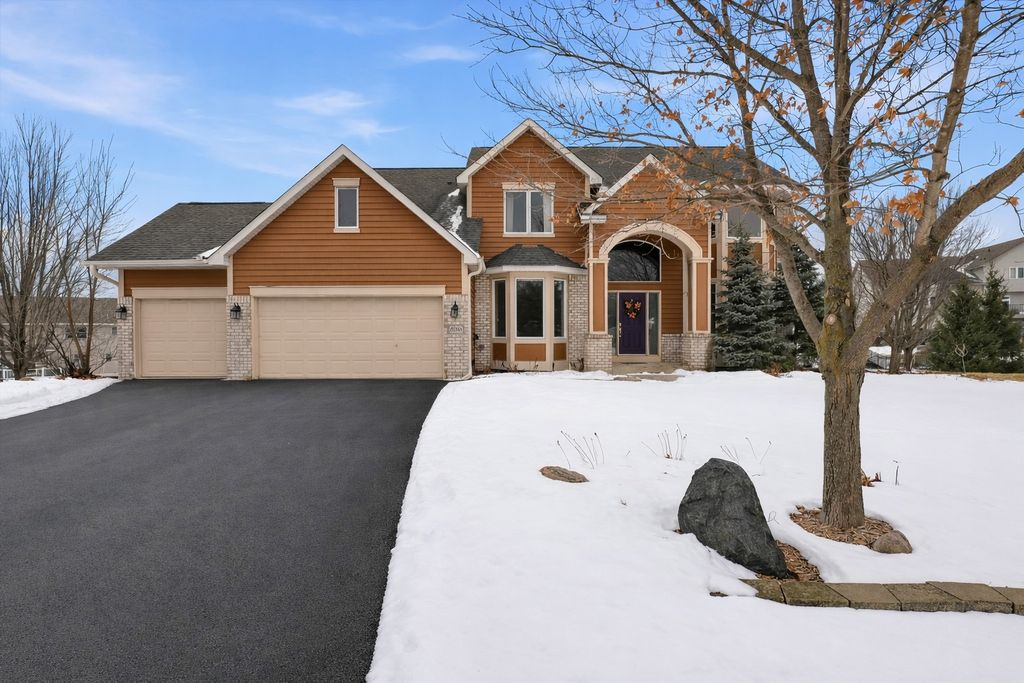 Photo of 15358 Eagles Ridge NW, Prior Lake, MN 55372 (MLS # 7018777)