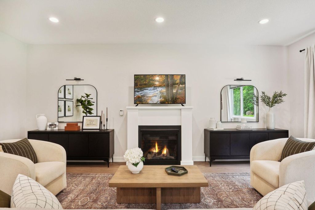 Photo of 710 South Division Street, Roberts, WI 54023 (MLS # 7051899)