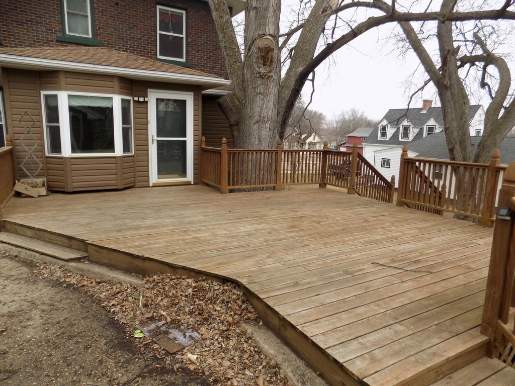 Photo of 1009 South Street, Jackson, MN 56143 (MLS # 7032547)