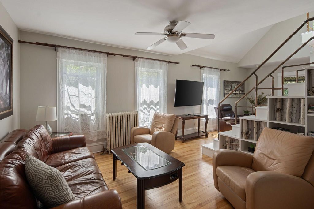 Photo of 2713 Garfield Avenue #2, Minneapolis, MN 55408 (MLS # 7039434)