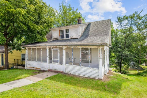 213 4th St W, Carver, MN 55315 - #: 7098161