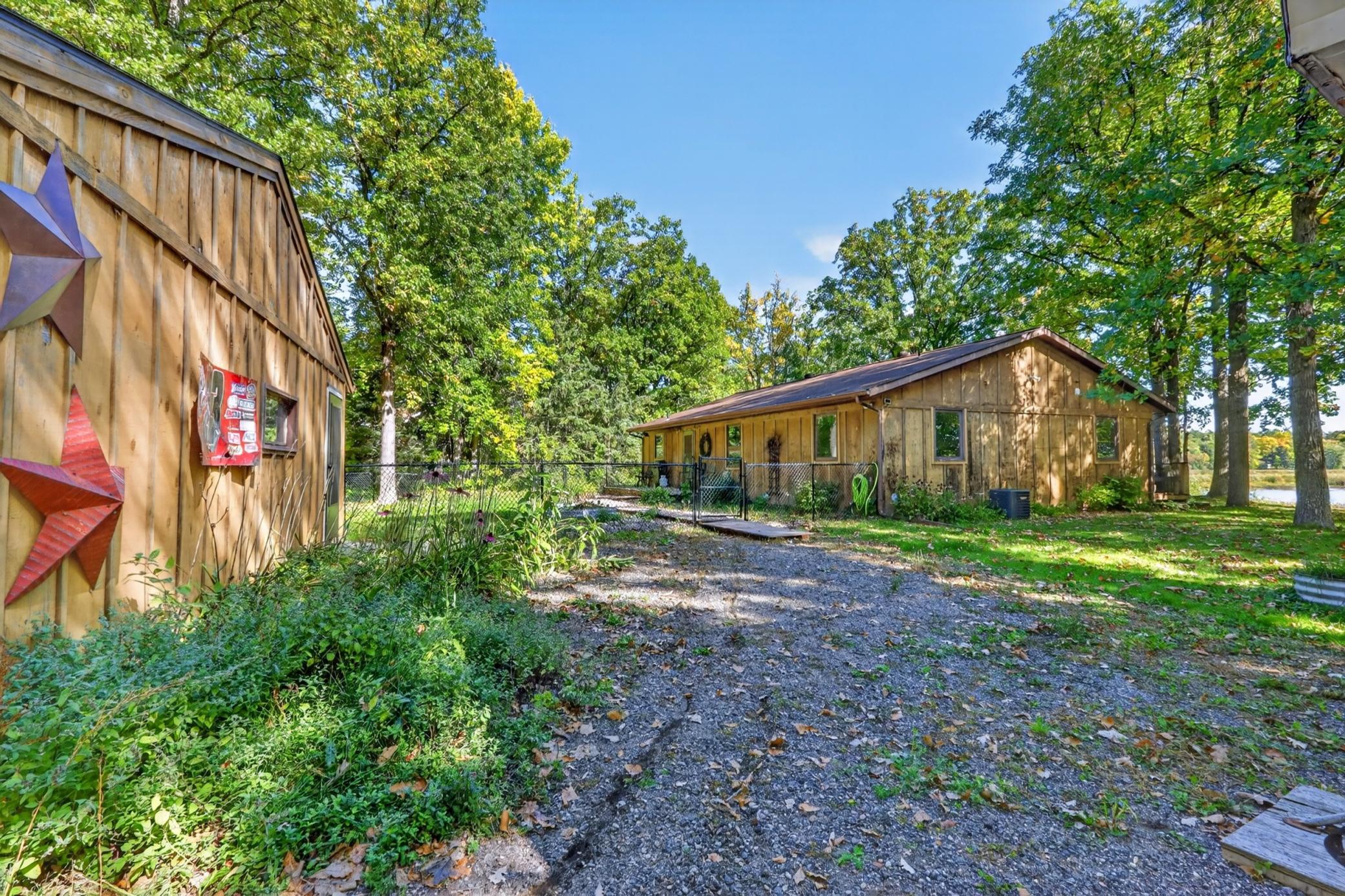 2016 Knollwood Drive