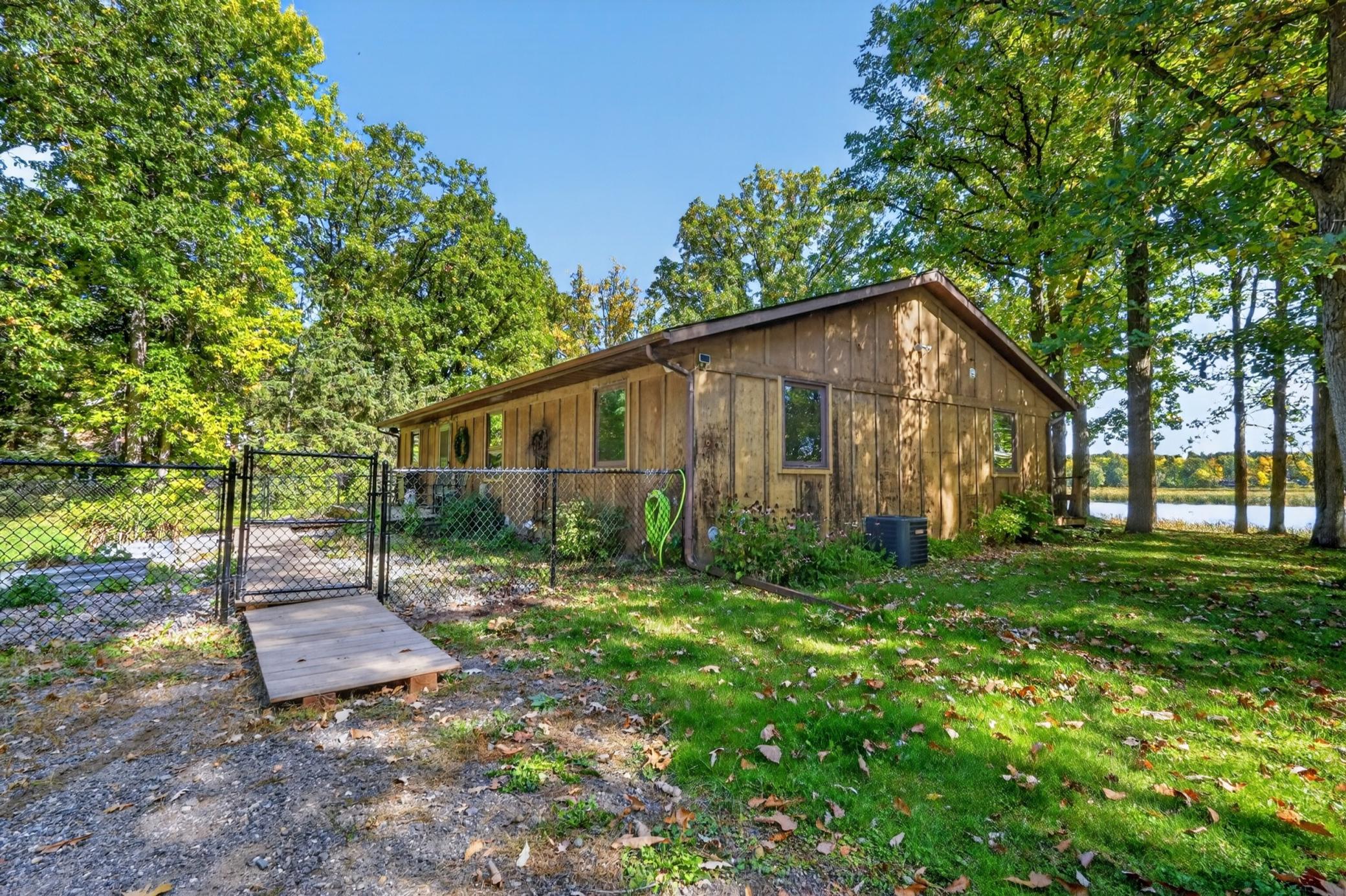 2016 Knollwood Drive