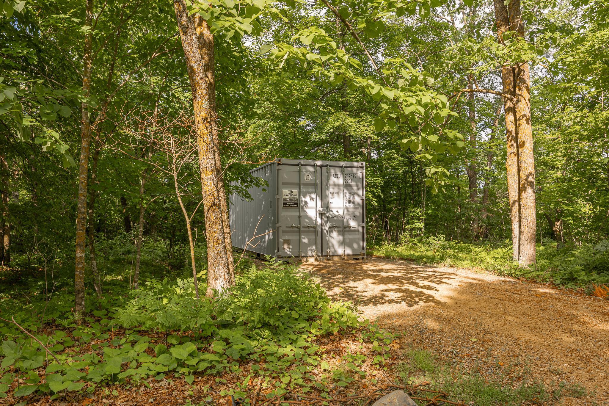 3910 Interlachen Drive NW