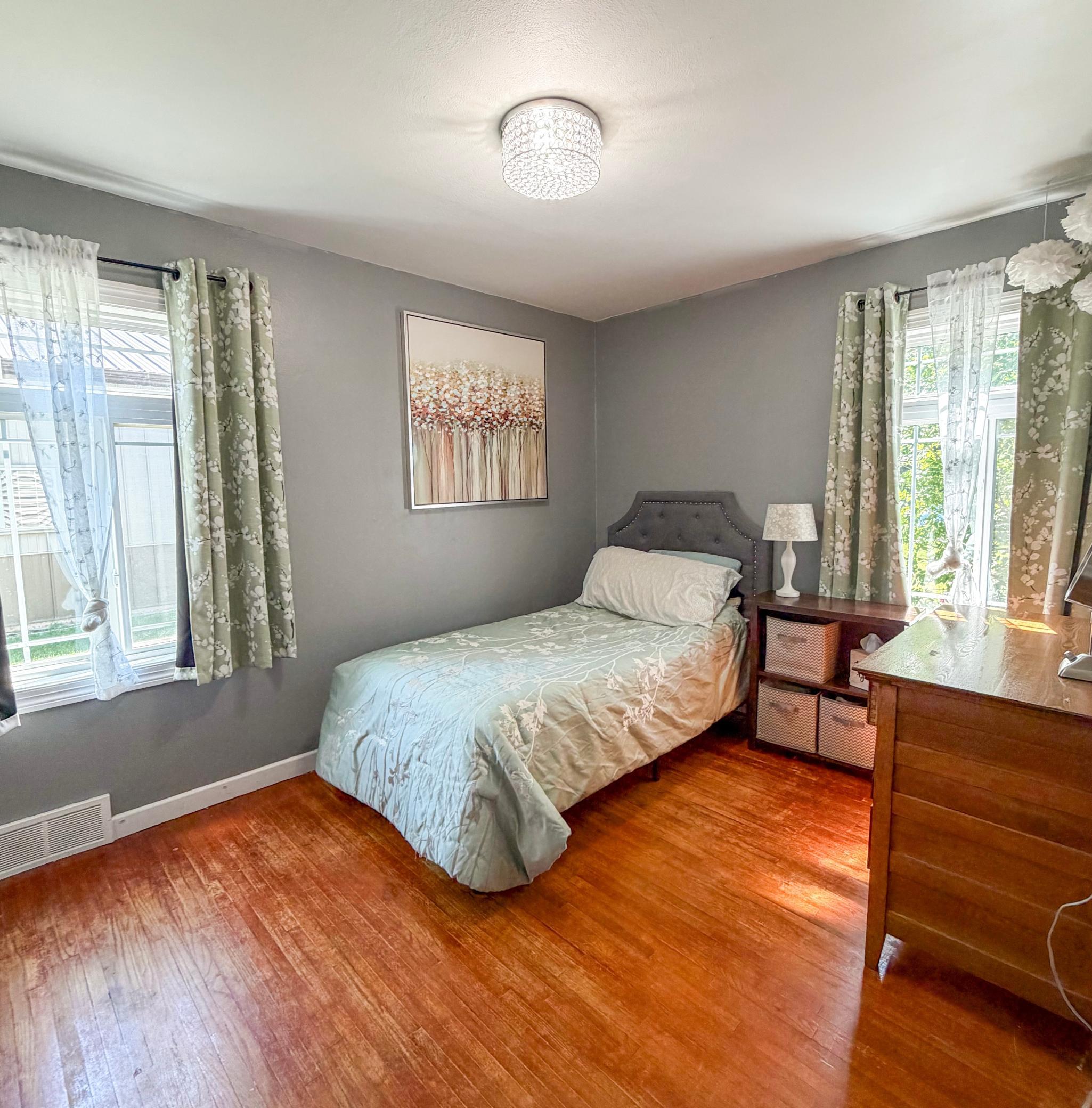 205 Ash Street S - Photo 4