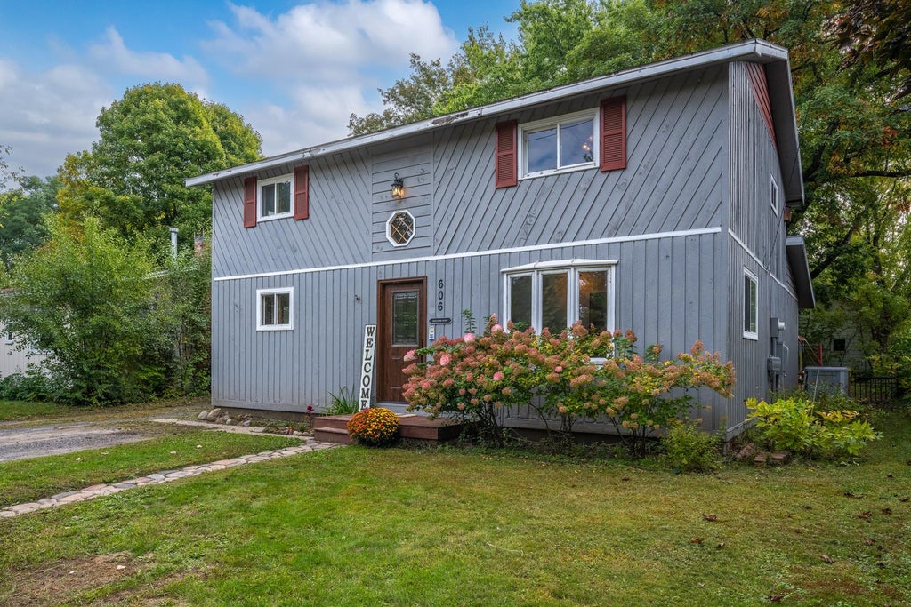 Photo of 606 River Street, Osceola, WI 54020 (MLS # 7151838)
