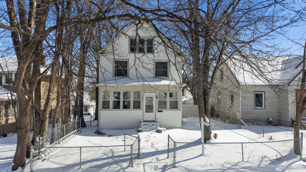 Photo of 3726 Aldrich Avenue N, Minneapolis, MN 55412 (MLS # 7032894)