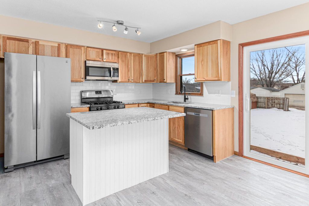 Photo of 1231 Laurel Avenue, Saint Paul Park, MN 55071 (MLS # 7021095)