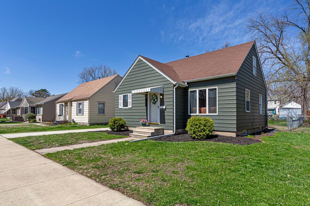 Photo of 708 13th Avenue SW, Austin, MN 55912 (MLS # 7048976)