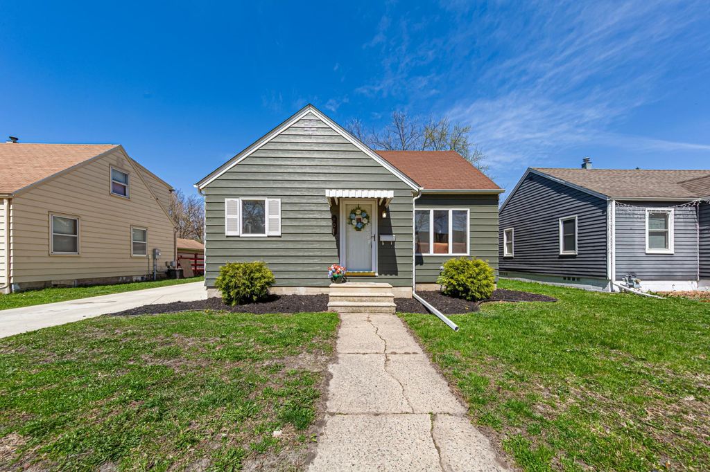 Photo of 708 13th Avenue SW, Austin, MN 55912 (MLS # 7048976)