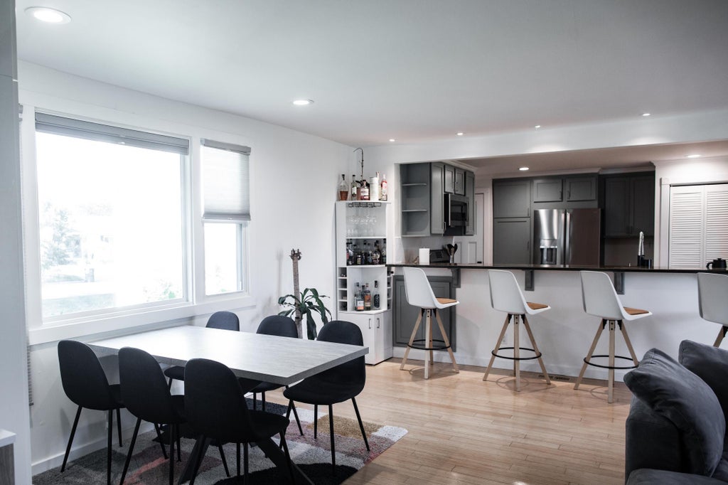 Photo of 2398 Stewart Avenue, Saint Paul, MN 55116 (MLS # 7134960)