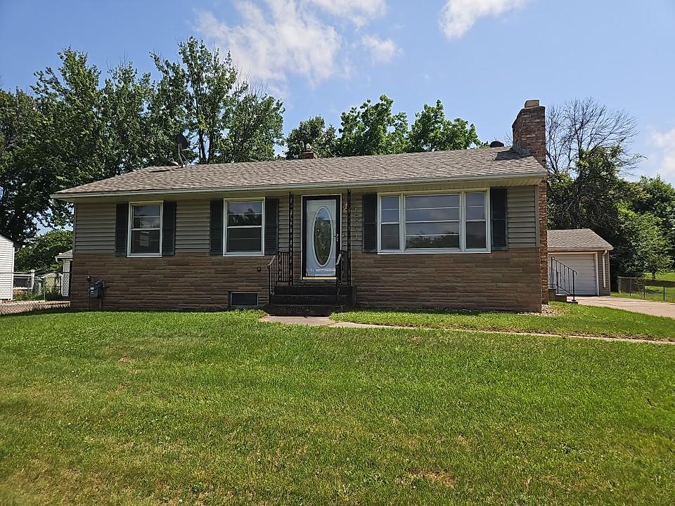 6301 Oak Knoll Plaza
