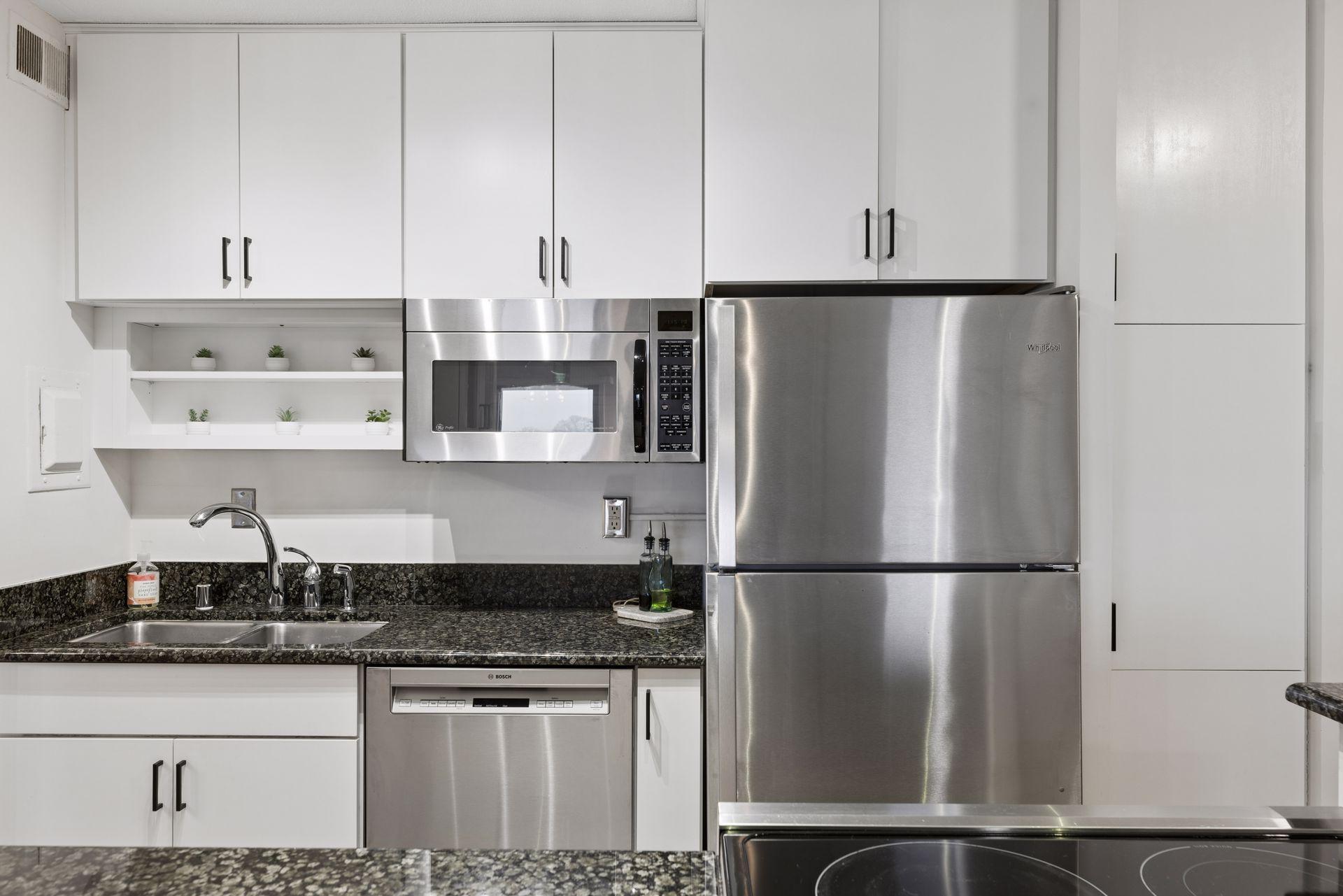 400 Groveland Avenue 914