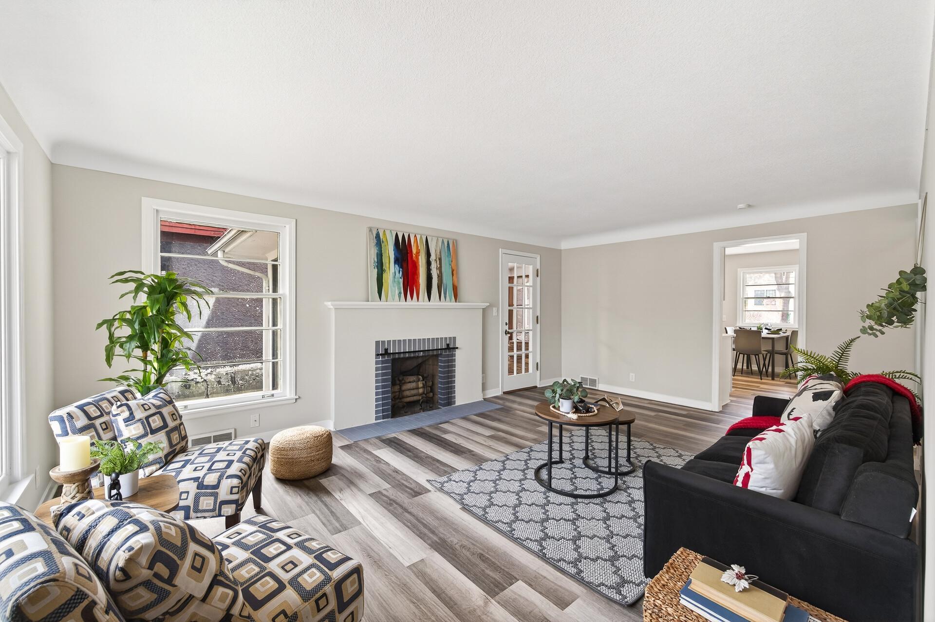 2842 Irving Avenue S