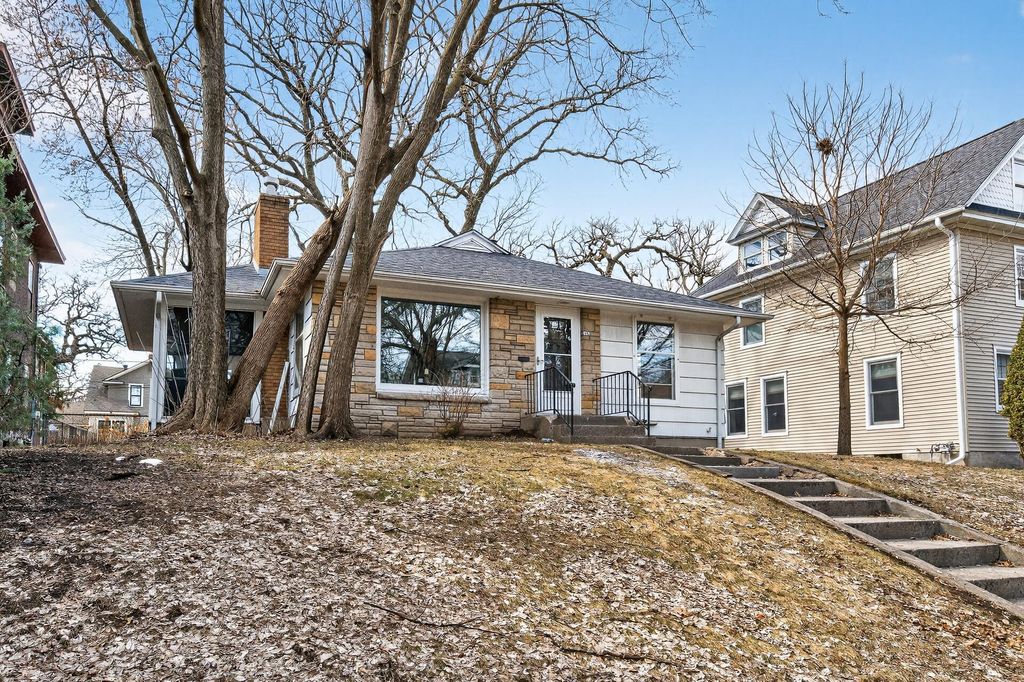 Photo of 2842 Irving Avenue S, Minneapolis, MN 55408 (MLS # 7056975)