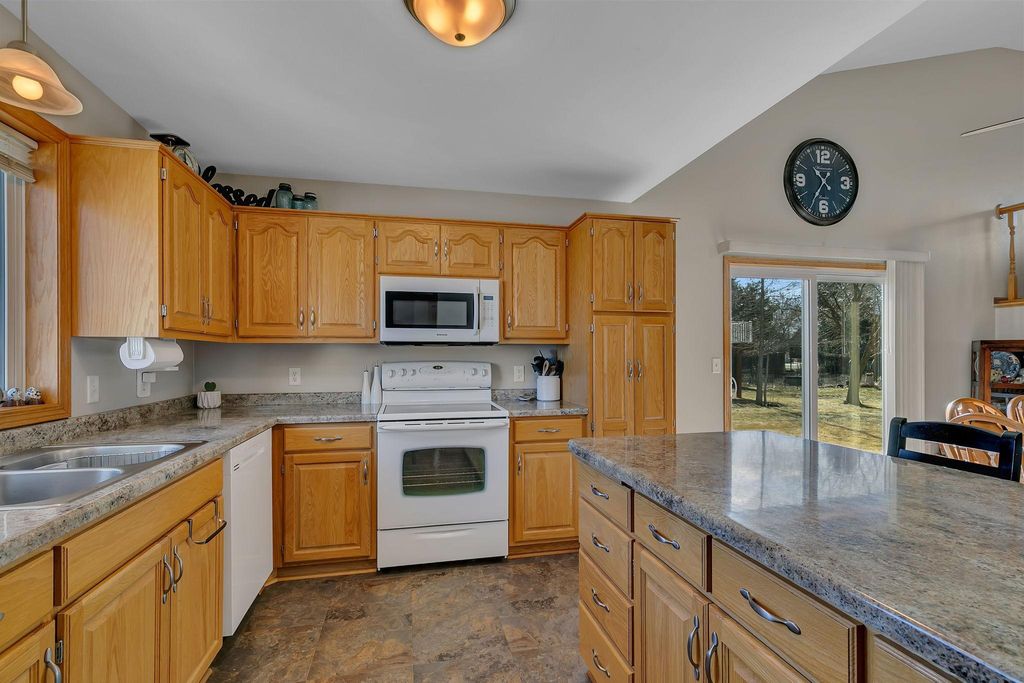 Photo of 208 Iris Lane NE, Saint Joseph, MN 56374 (MLS # 7043489)