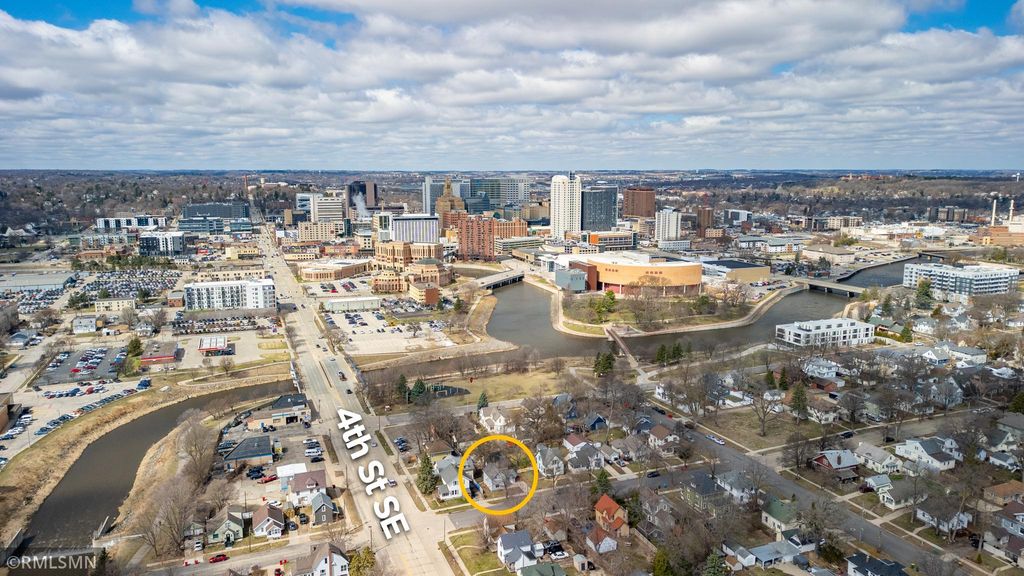 Photo of 323 7th Avenue SE, Rochester, MN 55904 (MLS # 7050354)