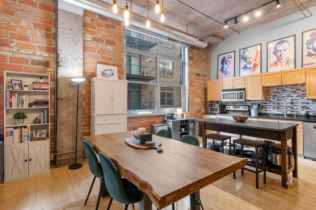 Photo of 521 S 7th Street #223, Minneapolis, MN 55415 (MLS # 7153383)