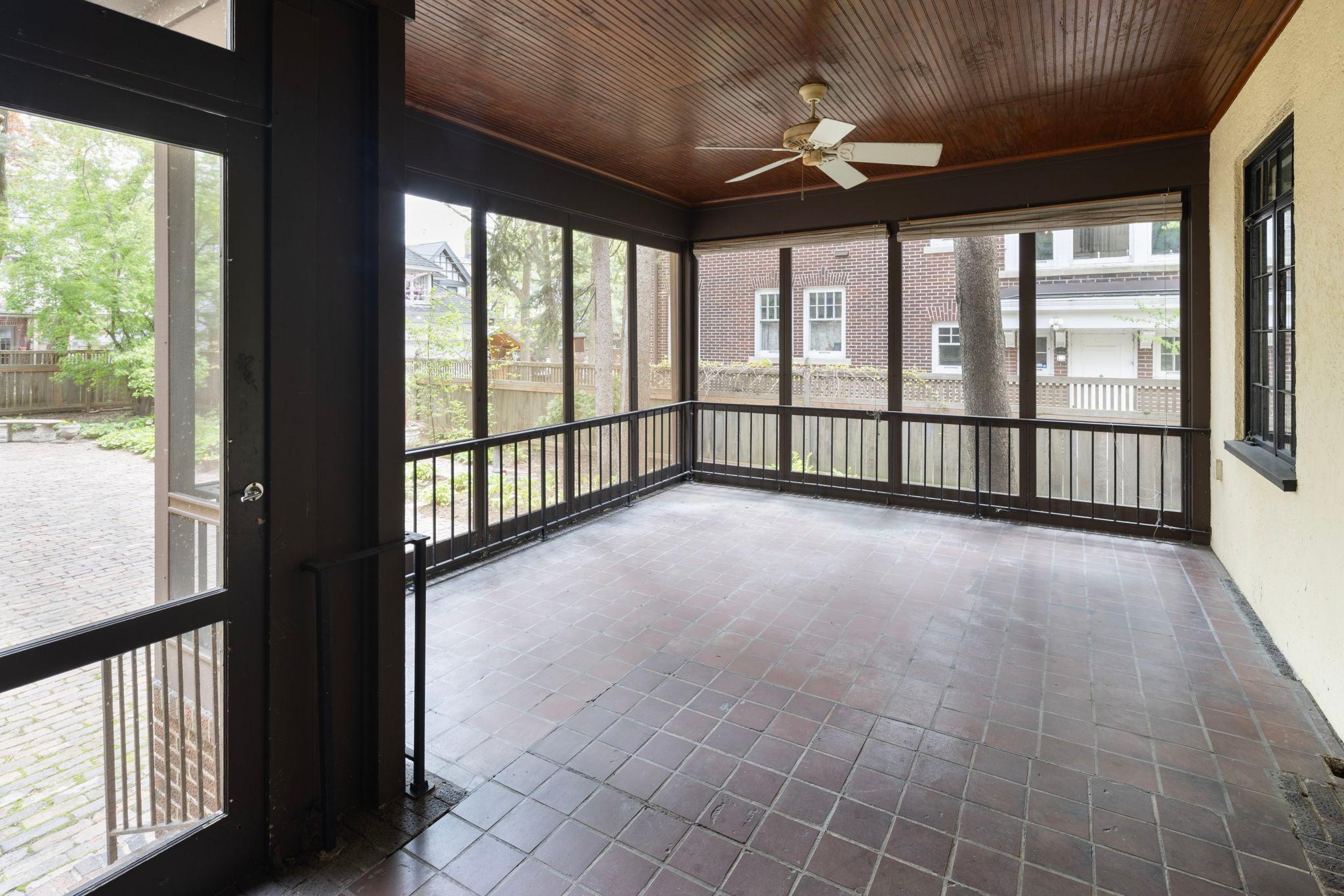 1769 Dupont Avenue S 1