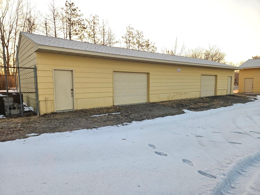 Photo of 815 36th Avenue SE, Rochester, MN 55904 (MLS # 7019844)