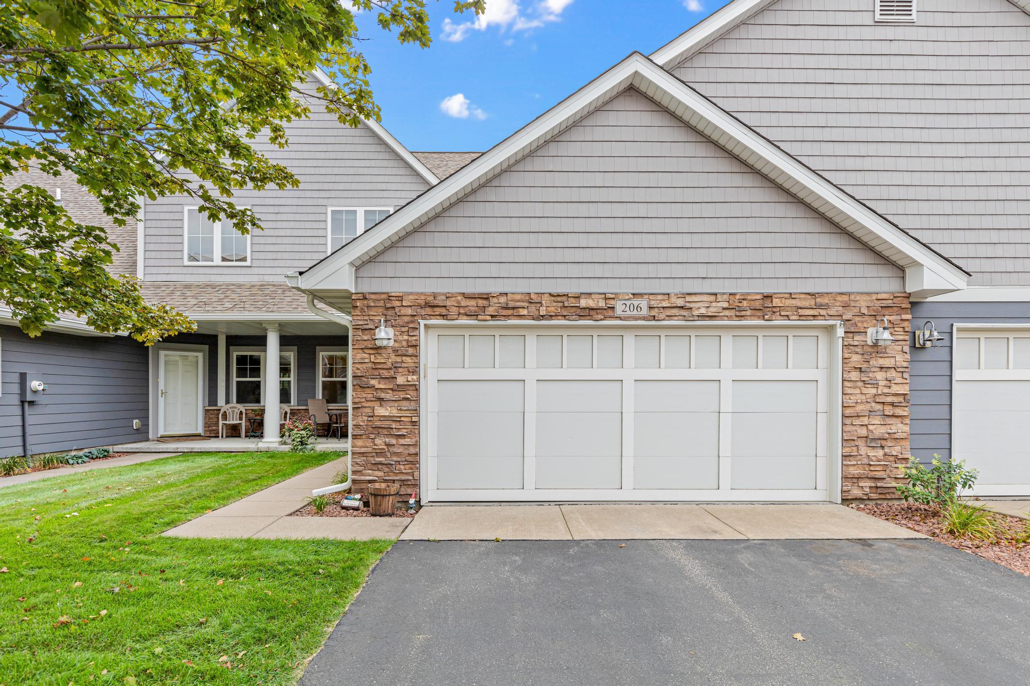 206 Alberta Lane
