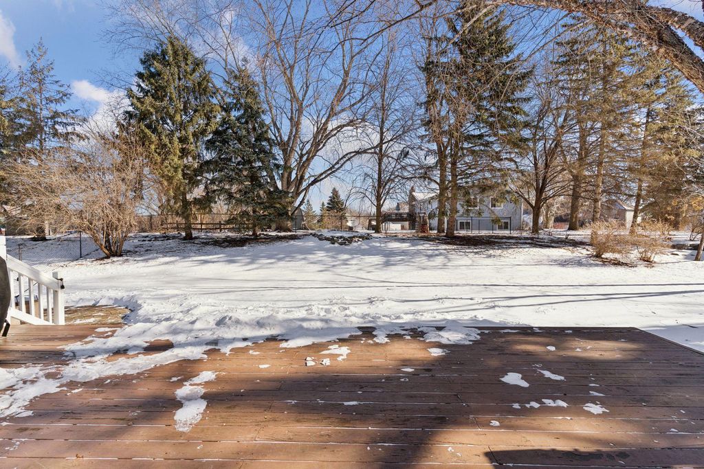 Photo of 9145 Belvedere Drive, Eden Prairie, MN 55347 (MLS # 6766872)