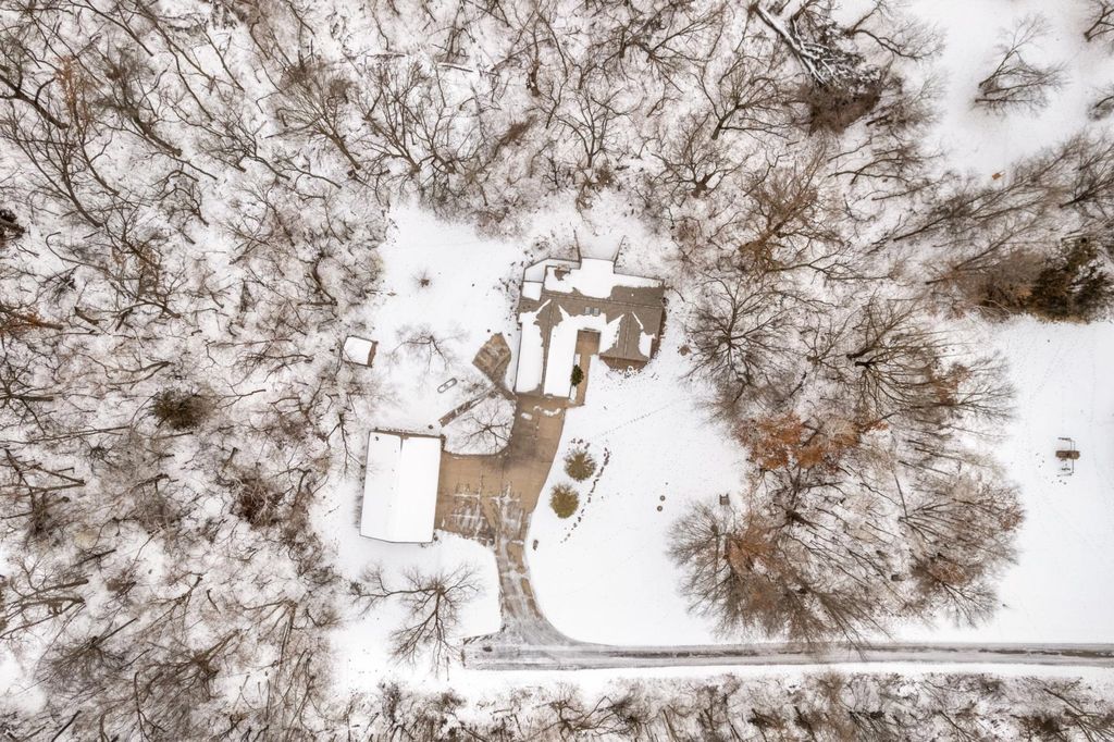 Photo of 1054 Cottonwood Drive, Hudson, WI 54016 (MLS # 6778982)