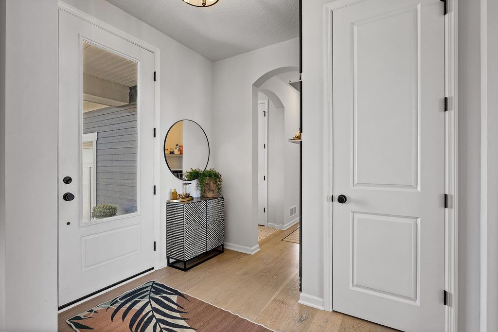 Photo of 6510 Harvest Way, Chaska, MN 55318 (MLS # 6826088)