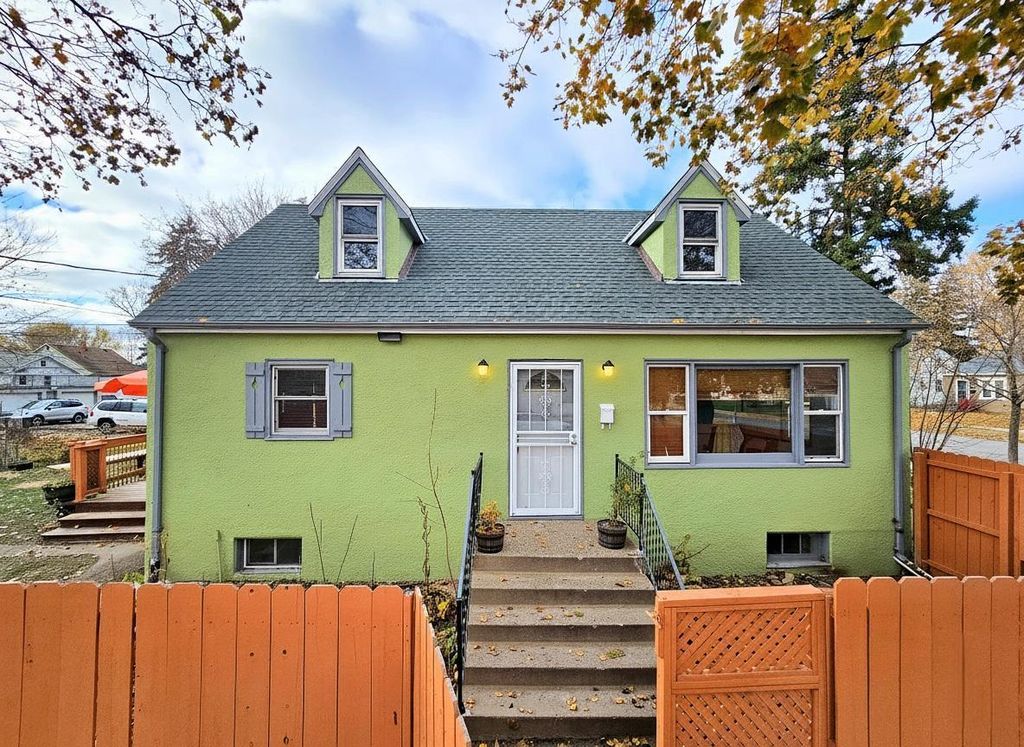 Photo of 1836 Bush Avenue E, Saint Paul, MN 55119 (MLS # 6815980)