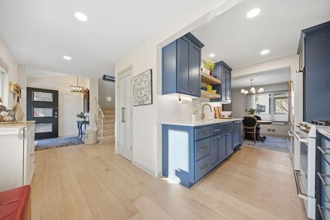 2648 Mackubin Street Roseville MN 55113