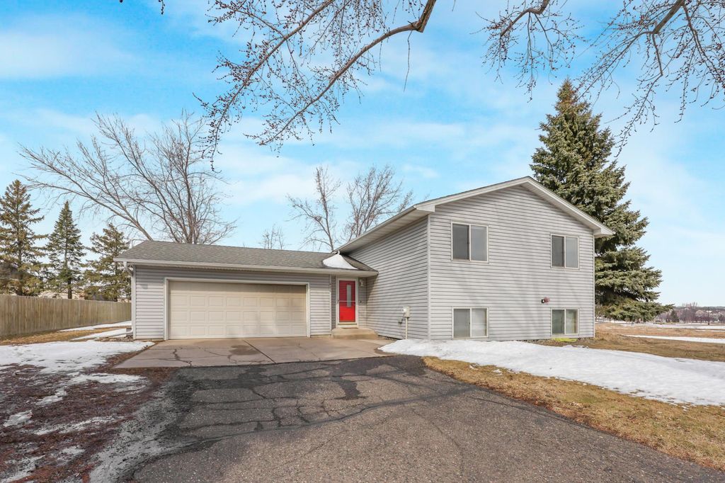 Photo of 416 Cottonwood Avenue NE, Saint Michael, MN 55376 (MLS # 7043208)