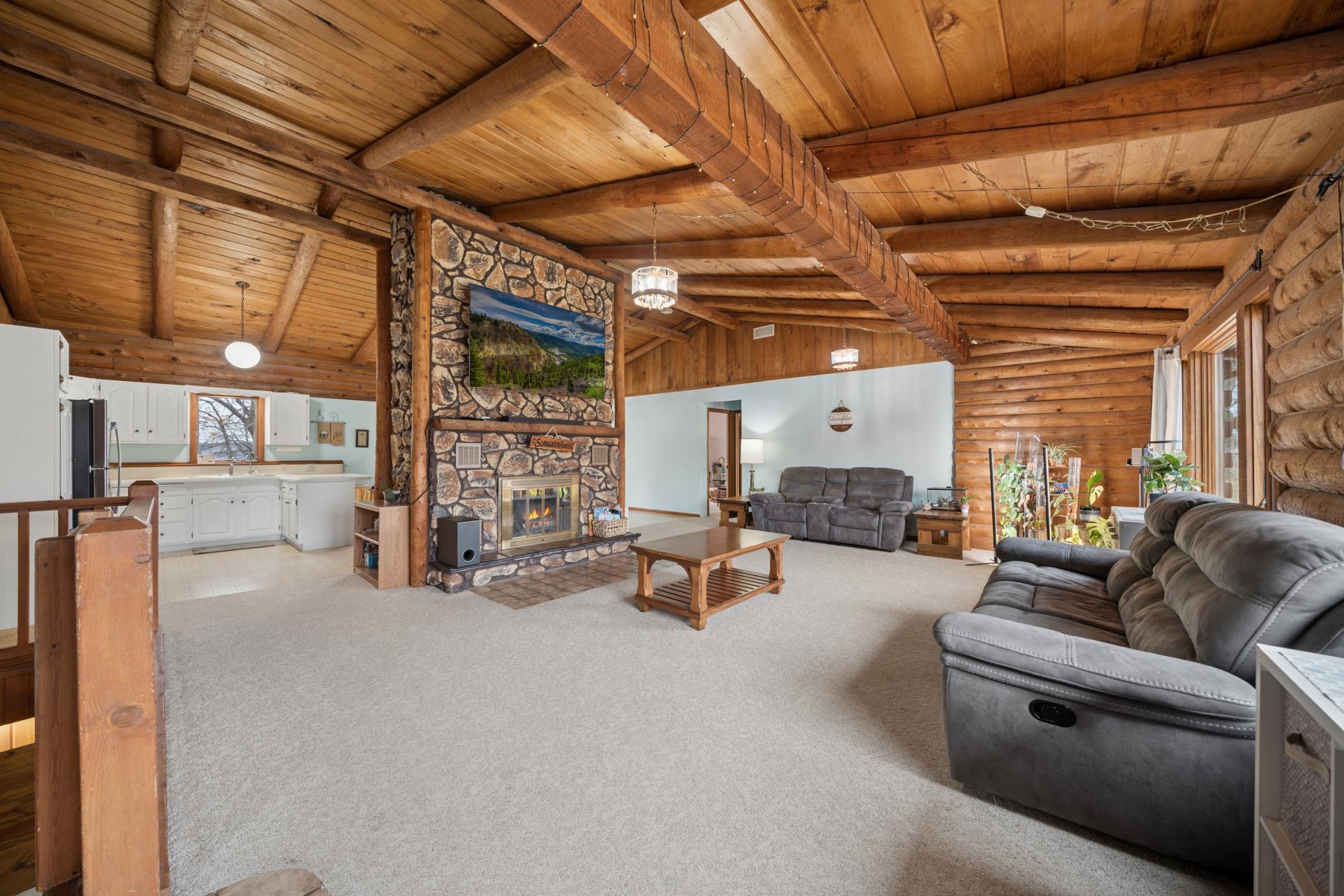 830 W Church Street - Photo 3